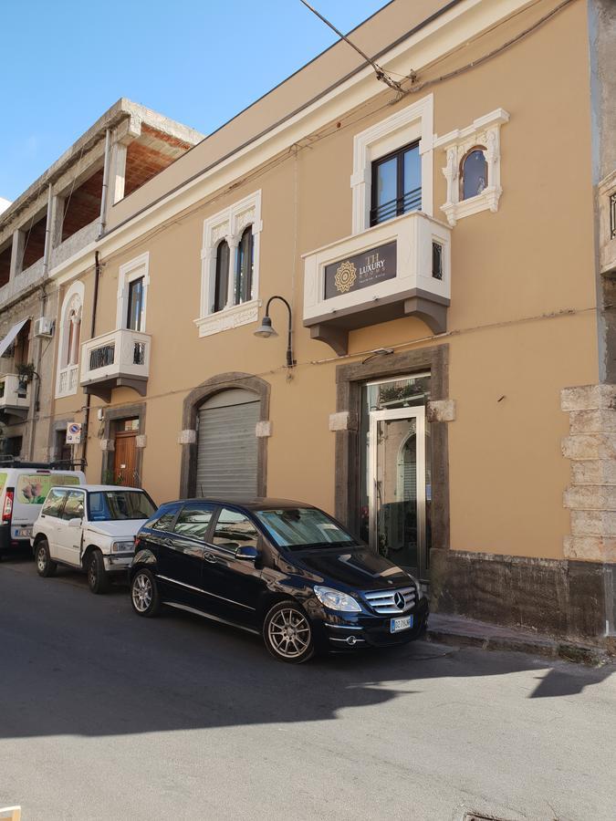 Th Luxury Rooms & Apartment Giardini Naxos Exteriér fotografie